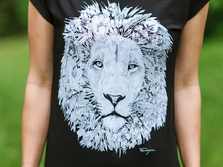 Lion Women's T-Shirt - Ethical and Sustainable Organic Cotton Tee