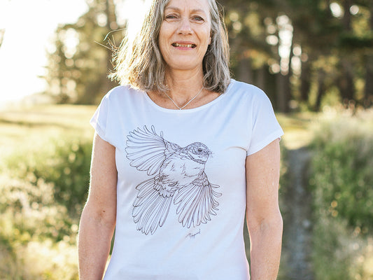 Women's ethical and sustainable organic cotton t-shirt with Fantail design by Katy Hayward